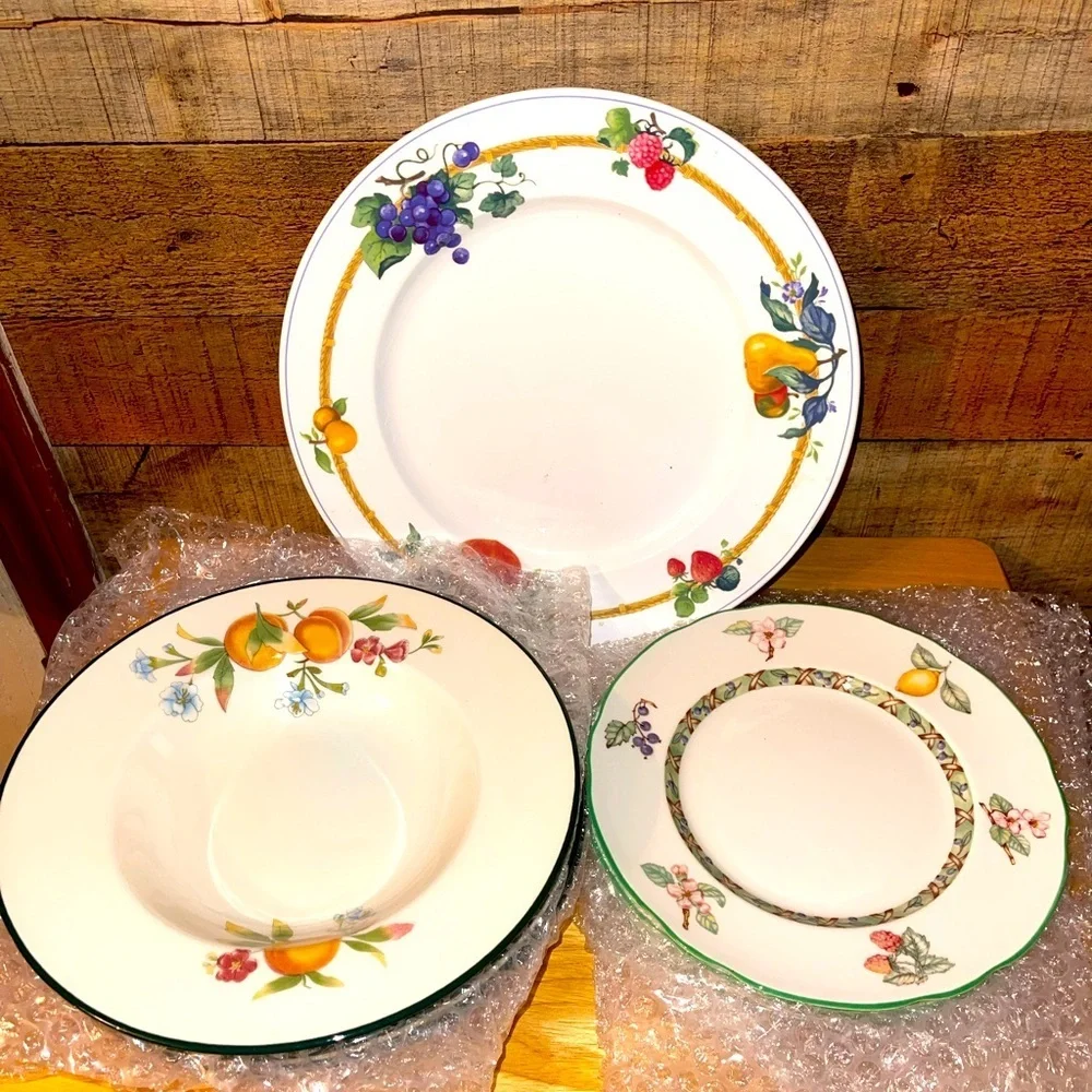 9 Total Mikasai Maxima & Cloverfield vintage plates